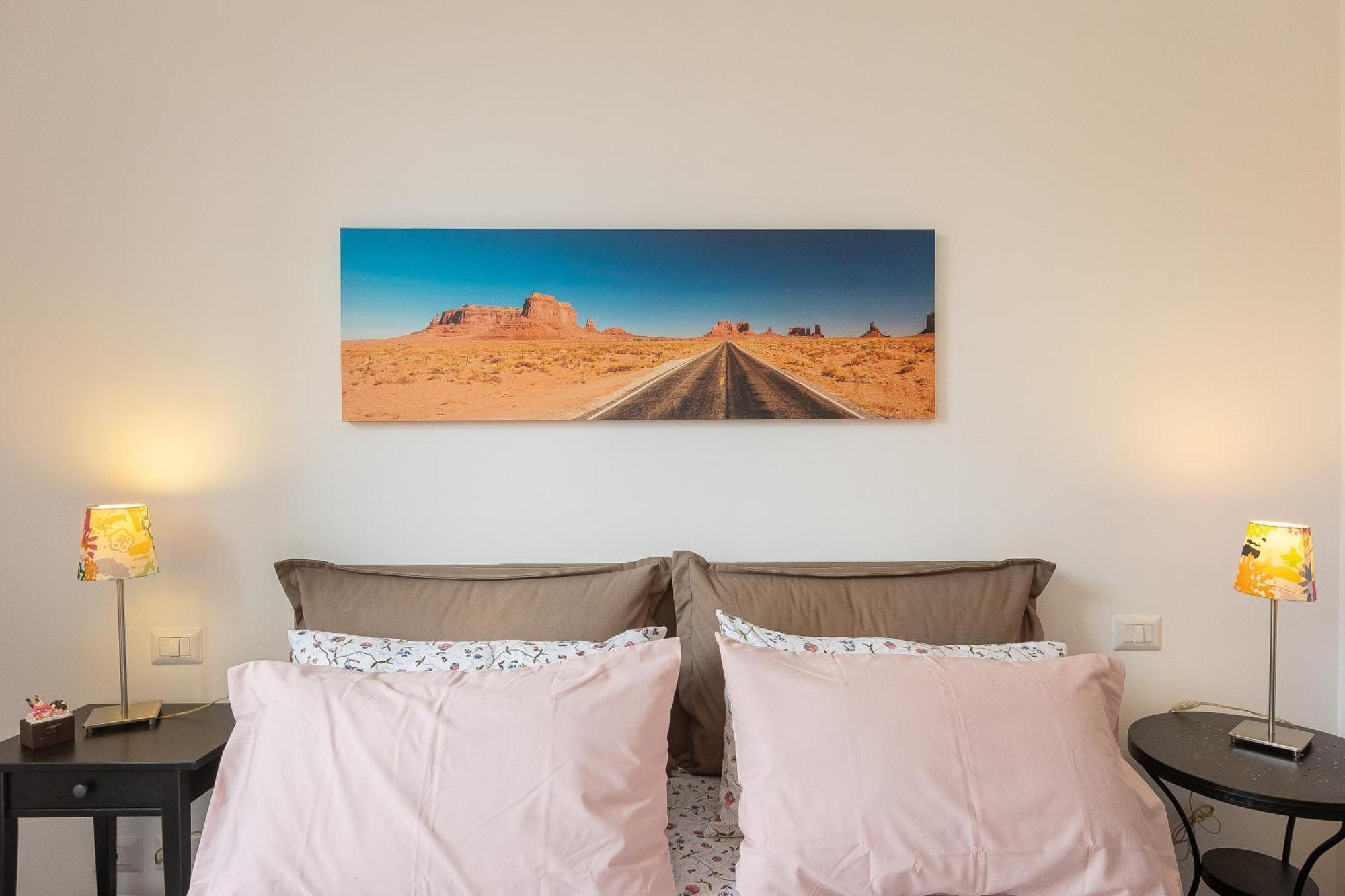 Tasso By In Apartment *